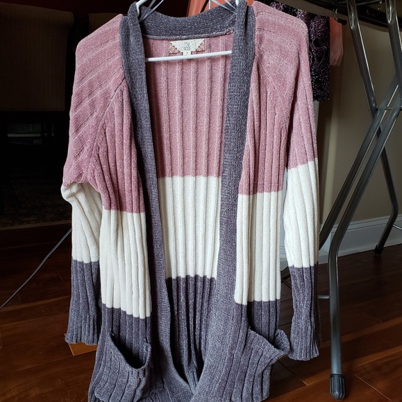 Pink Rose Sweaters - Pink Rose velvet cardigan